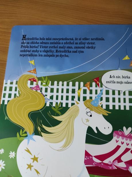 Kolotoč nad postieľku čarovné jednorožce,