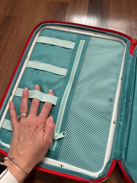 Kreslenie do auta - podlozka ako kufrik, 