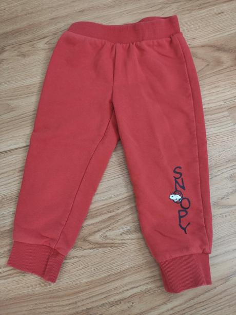 Tepláky, peanuts,92