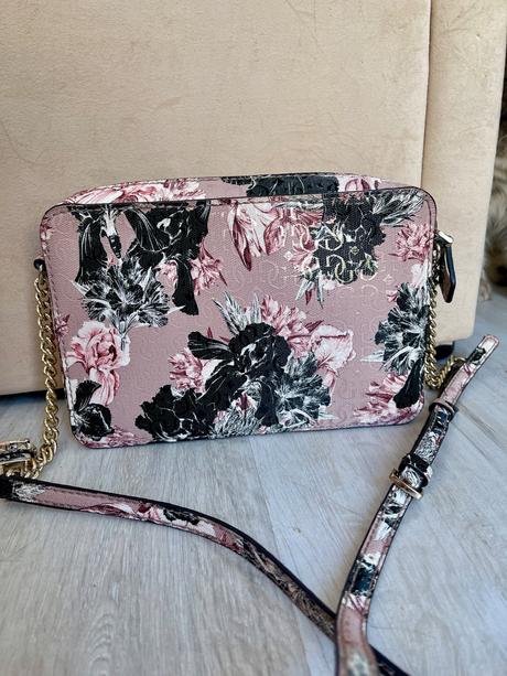 Crossbody kabelka guess, guess