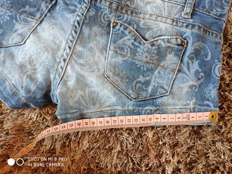 Rifľové šortky, calzedonia,s