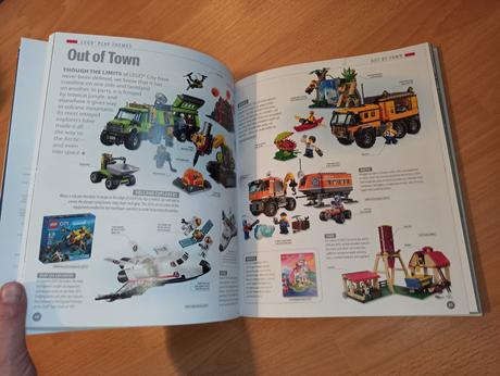 The lego book - new edition + exclusive brick,