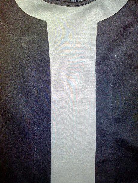 Talianske dvojfarebne saty, m