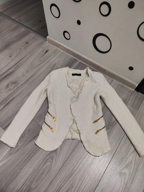 Zara sako, zara,s