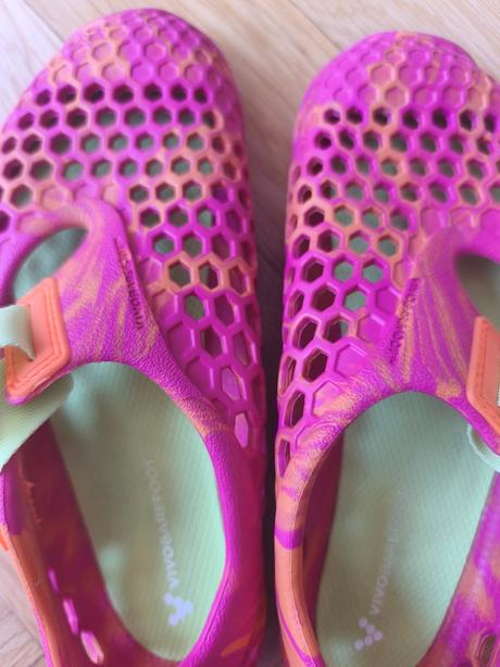 Plážová obuv, vivobarefoot,31