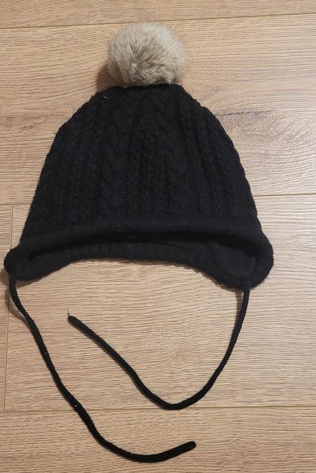 Čiapka s brmbolcom, h&m,74