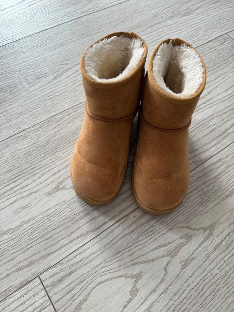 Dievčenské čižmy 33, 33