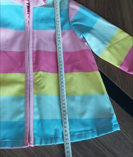 Kabátik pršiplášť, 98