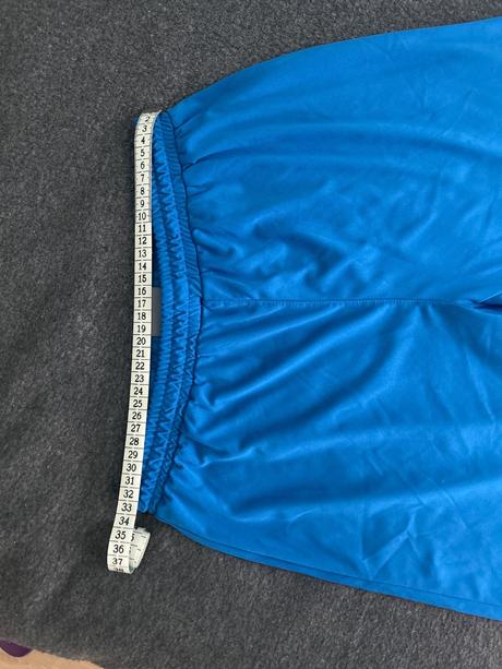 Futbalové šortky, 152