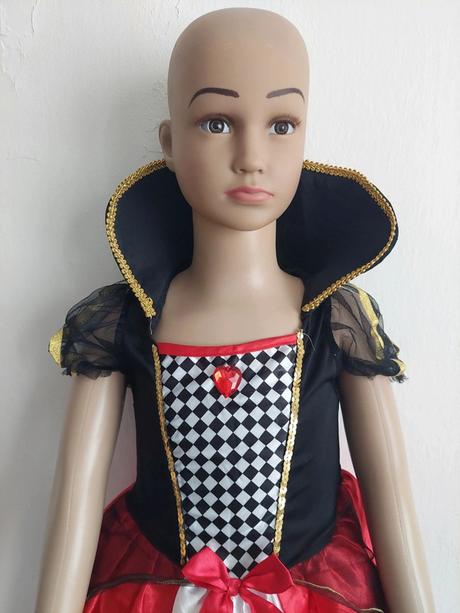 Srdcová kráľovná karnevalové šaty veľ.110-116,