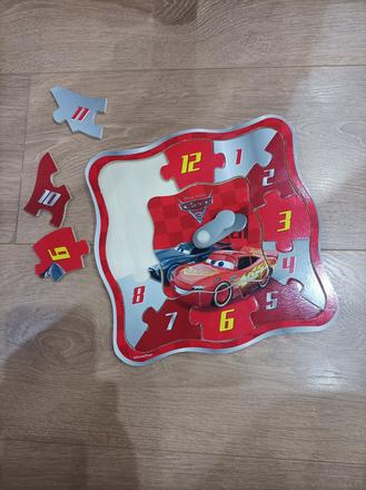 Drevenna vkladačka hodiny mcqueen,