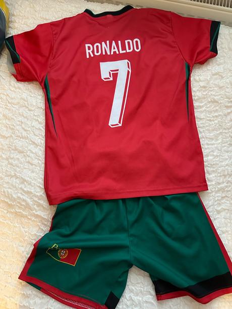 Dres ronaldo, 140