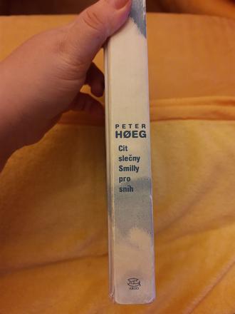 Høeg cit slečny smily pro sníh,