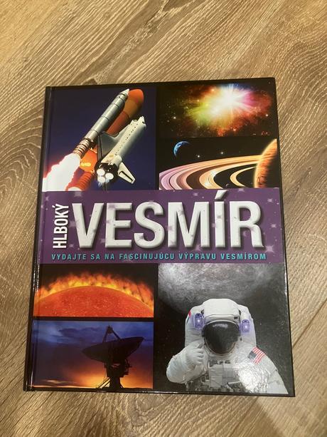 Hlboký vesmír kniha, 