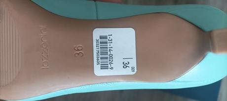 Tyrkysove lodicky, 36 / 37