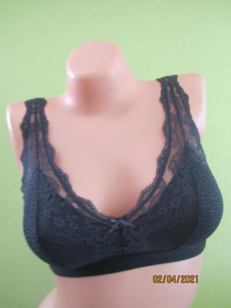 Cipkovana podprsenka, 70b