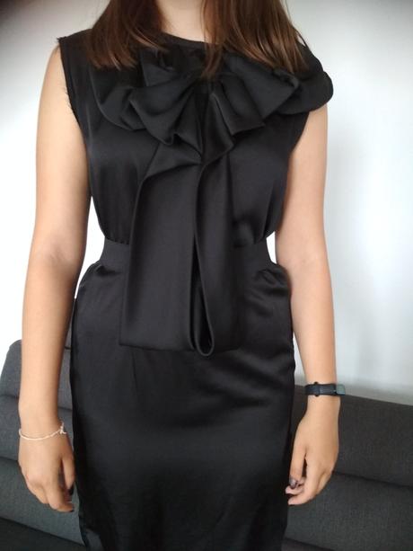 Štýlové čierne šaty - top stav, m