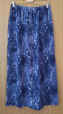 Sukňa modrá, 42