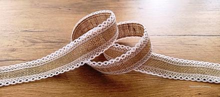 Jutová stuha s krajkou 35 mm, 