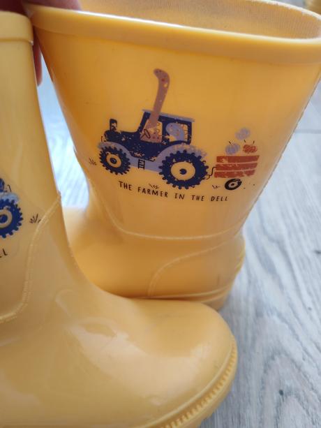 Gumaky 20/21, sinsay,20