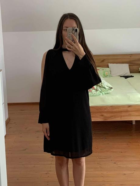 Spoločenské šat, m