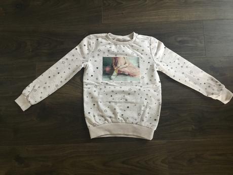 Mikina s baletkou, 134