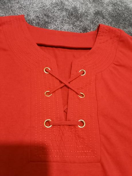 Cervena tricko bluzka v 34, 36, 34