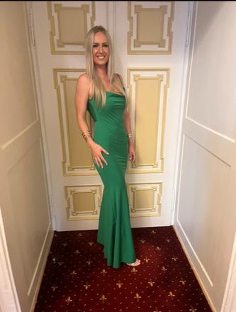 Elegantné zelené šaty, s