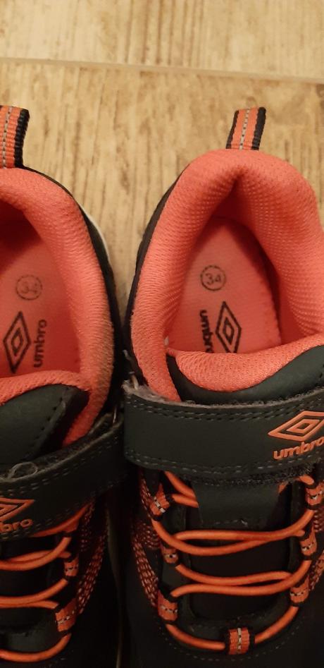 Trekové topánky, umbro,34