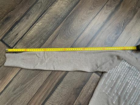 Predĺžený svetrík, 