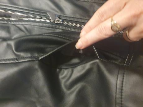 Koženka guess s flitrami, guess,152