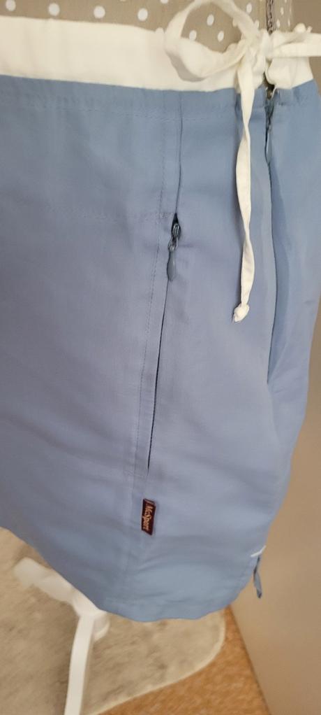 Športová sukňa, m