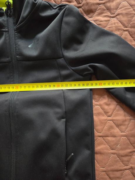 Softschellova bunda zn. 4f veľ. 134, 134