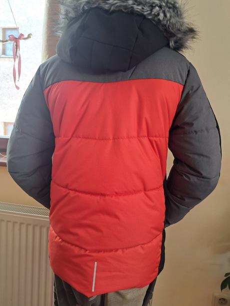 Zimná bunda, 152