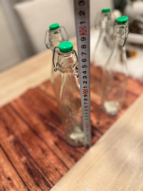 Sklenené fľaše so zatváraním 4 kusy,