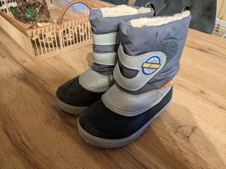 Snehule demar, demar,25