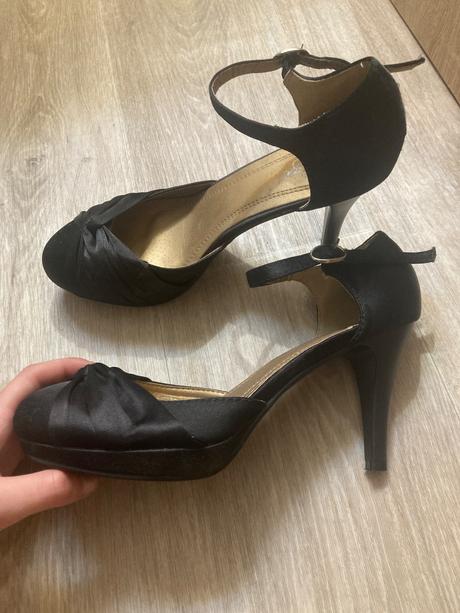 Topanky na podpätku, 38