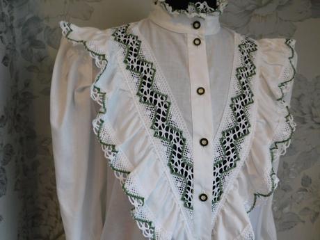 Luxusna velmi pekna bluzka ku kroju, c&a,40