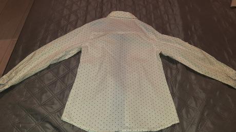 Bodkovaná košeľa, 116