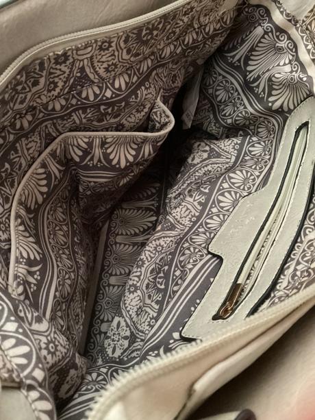 Taska s poškodením, jenny fairy