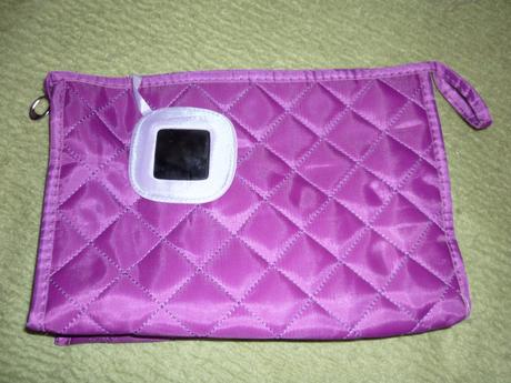 Fialova kozmeticka tasticka, 