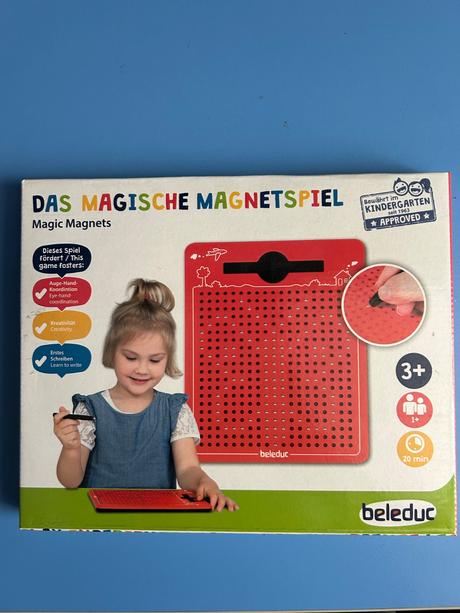 Beleduc magneticka mozaikova tabuľa s perom,