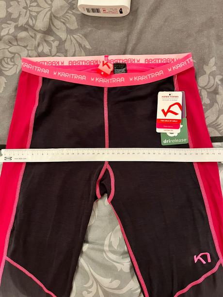 Legíny kari traa, m