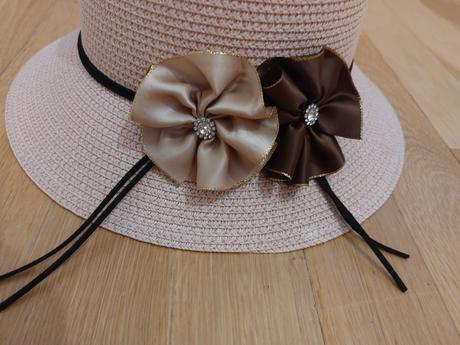 Dámsky klobúk  veľkosť 57cm, 