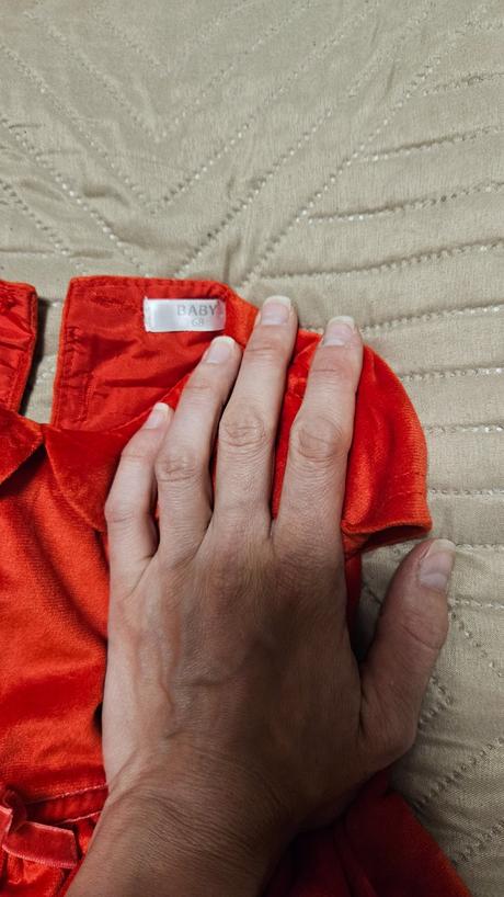Červené šatičky, baby,68