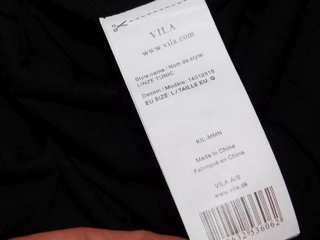 Velmi pekne flitrovane saty, 40