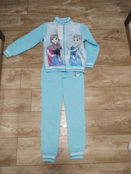 Tepláková súprava frozen, 146