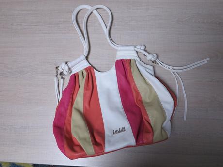 Dámska väčšia farebná kabelka,