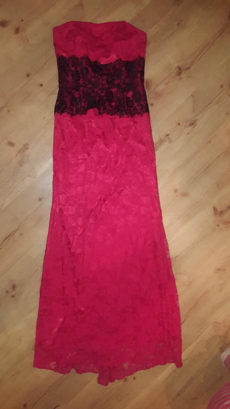 Čipkované spoločenské šaty, 38