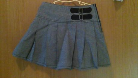 Sivá suknička, dopodopo,122